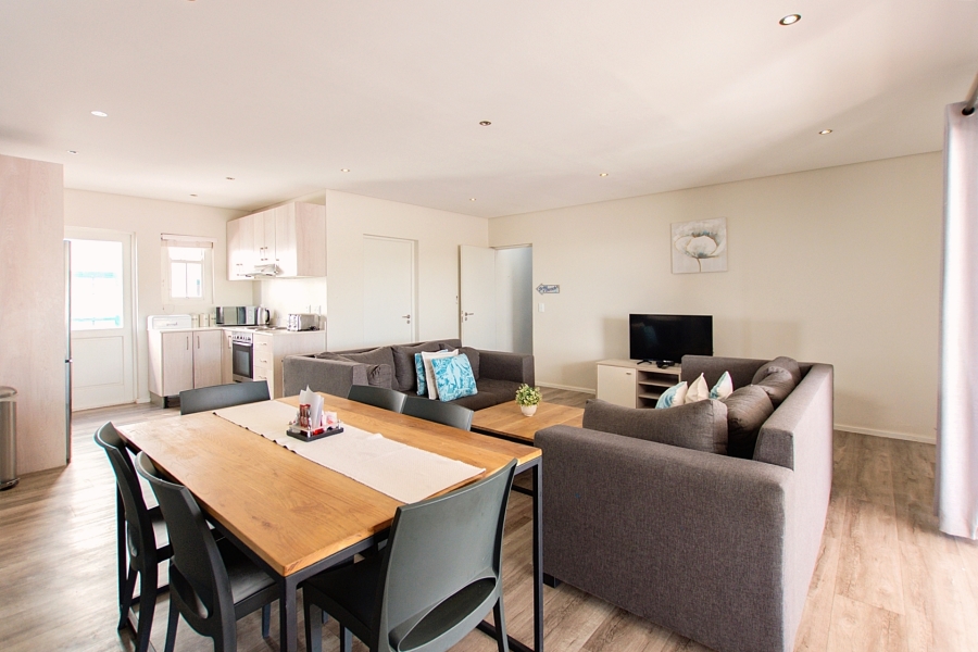 6 Bedroom Property for Sale in Mykonos Western Cape